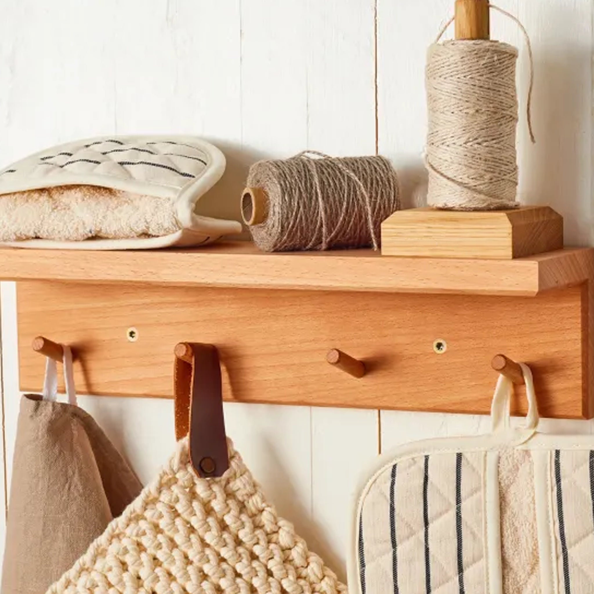 Wall Mount Peg Rail