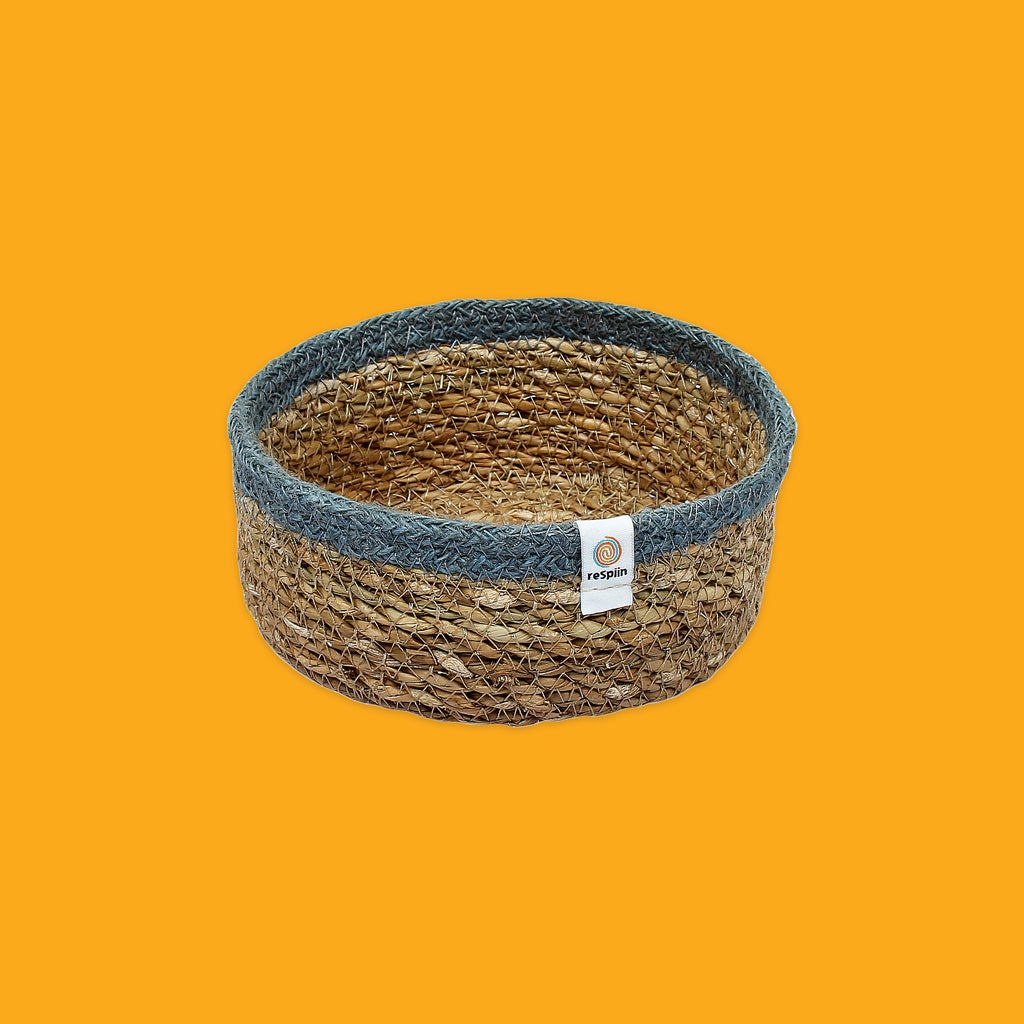 Shallow Seagrass & Jute Basket Grey Small
