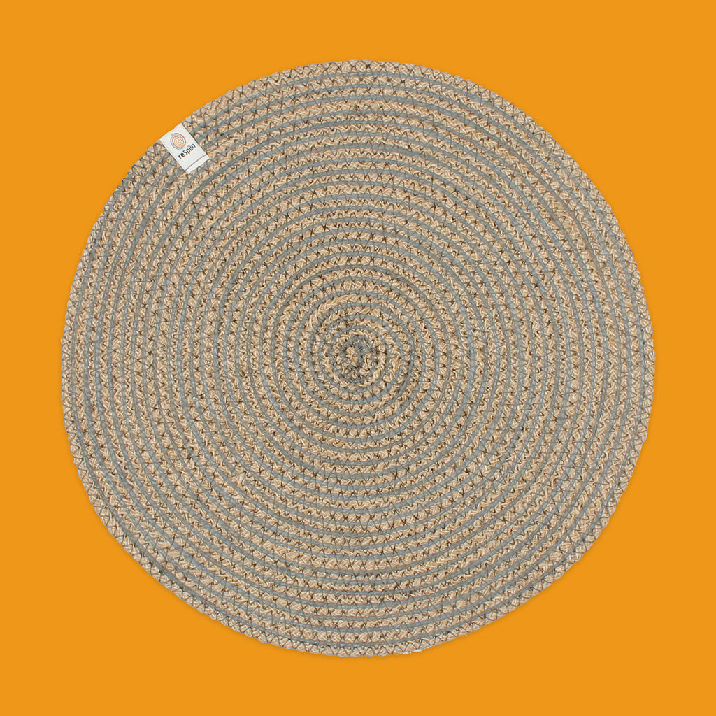 Round Spiral Jute Tablemat in Natural/Grey